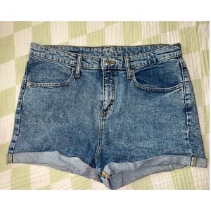 Classic Blue Denim Women's wild fable Shorts sz 14